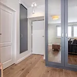 דירה Platinium Comfy גדינייה